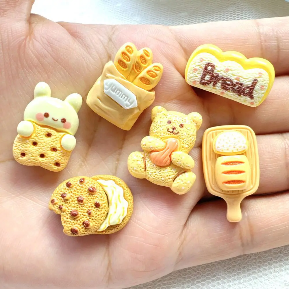 Christmas Craft Embellishment - Figur Resin Berbentuk Roti Beruang Mini
