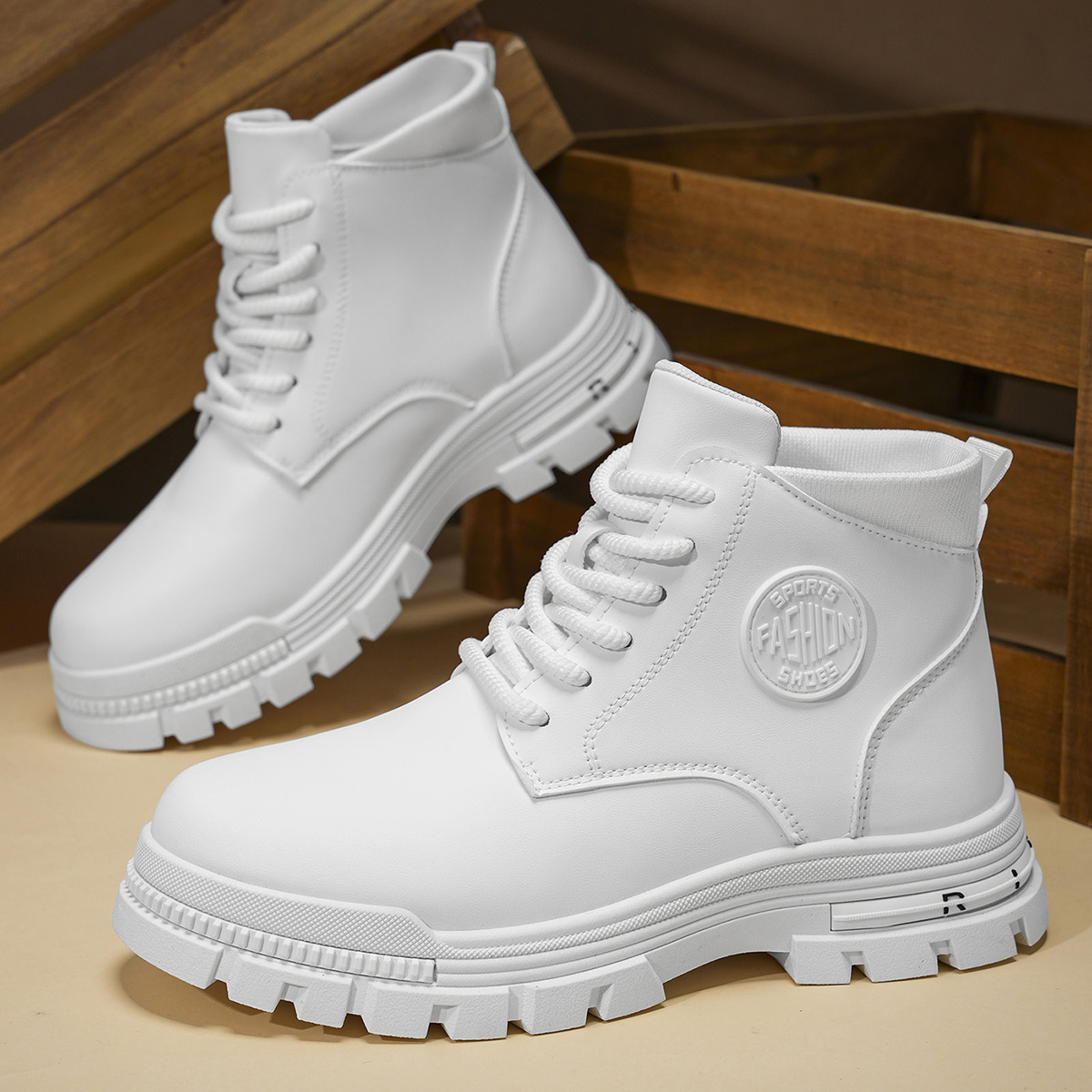 Guipure Lace Panel - Sepatu Bot Motor Putih Pria Modis