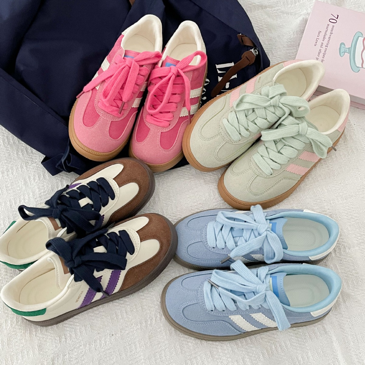 Guipure Lace Panel - Sepatu sneakers bergaya vintage untuk wanita,