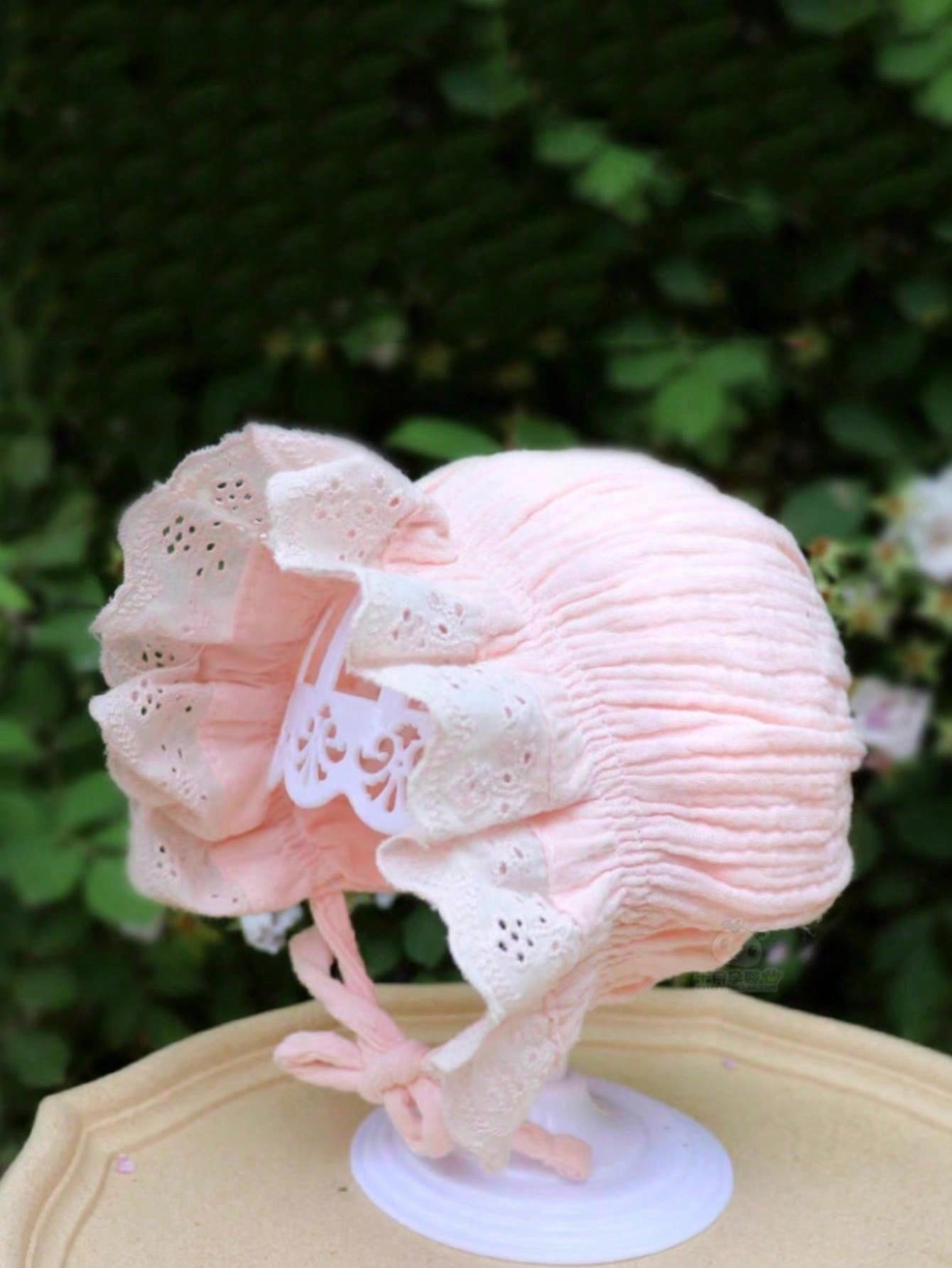 Embroidery Embellishments - 1 Buah Topi Bayi Renda Bunga