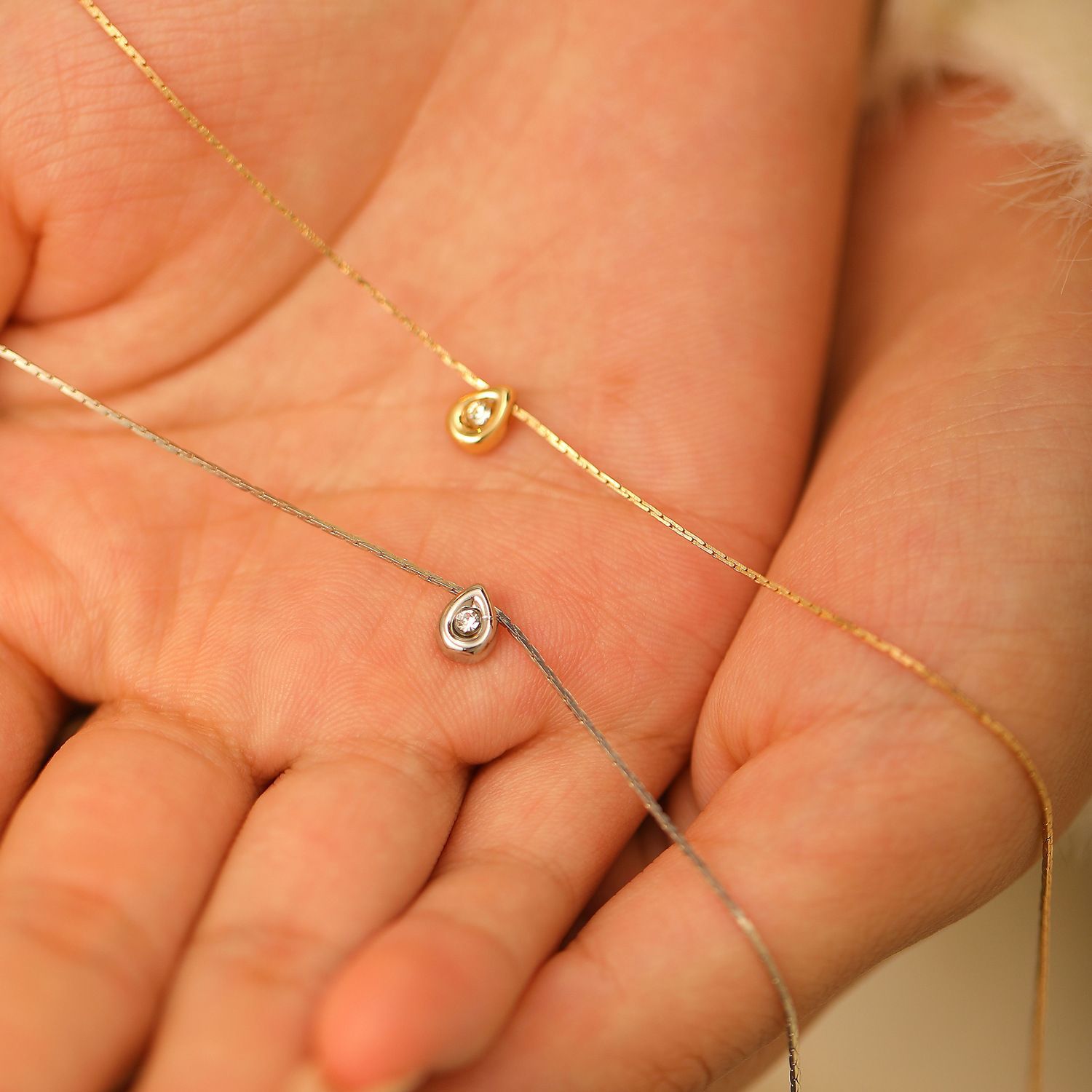 Kalung Mutiara Liontin Kecil B - Pearl Trim Chain ulasan dan harga